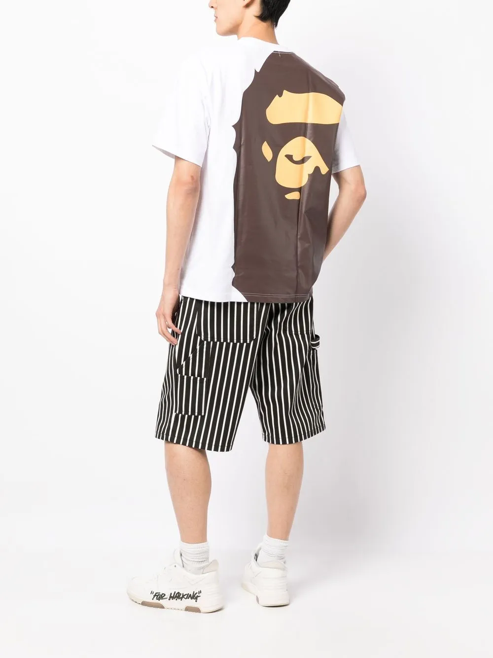 A BATHING APE® graphic logo-print T-shirt