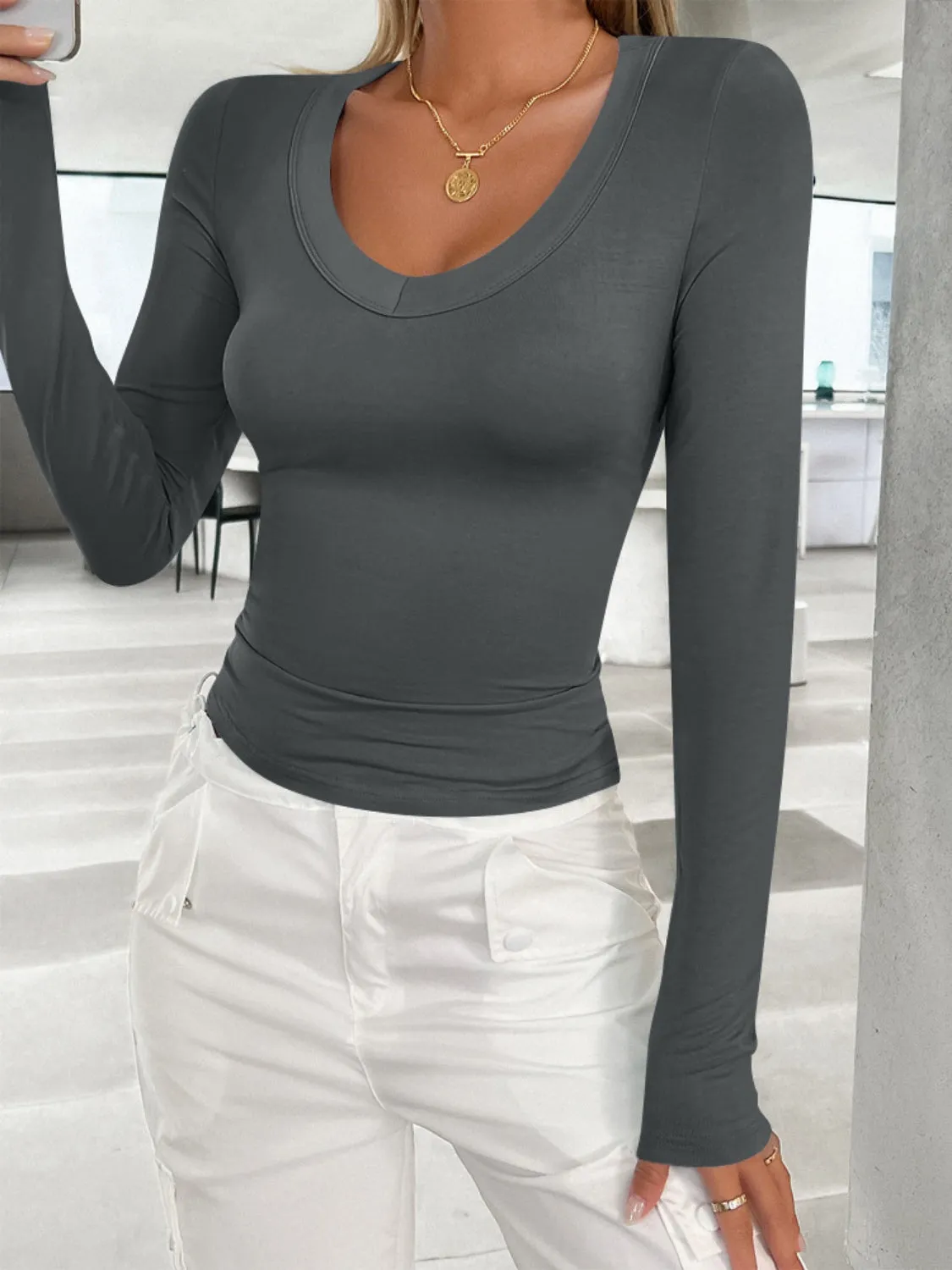 Anna V-Neck Long Sleeve Tee