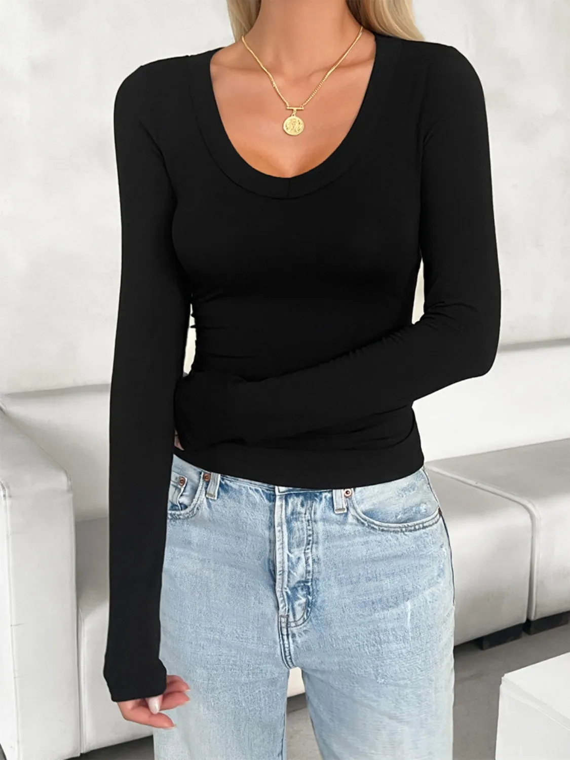 Anna V-Neck Long Sleeve Tee