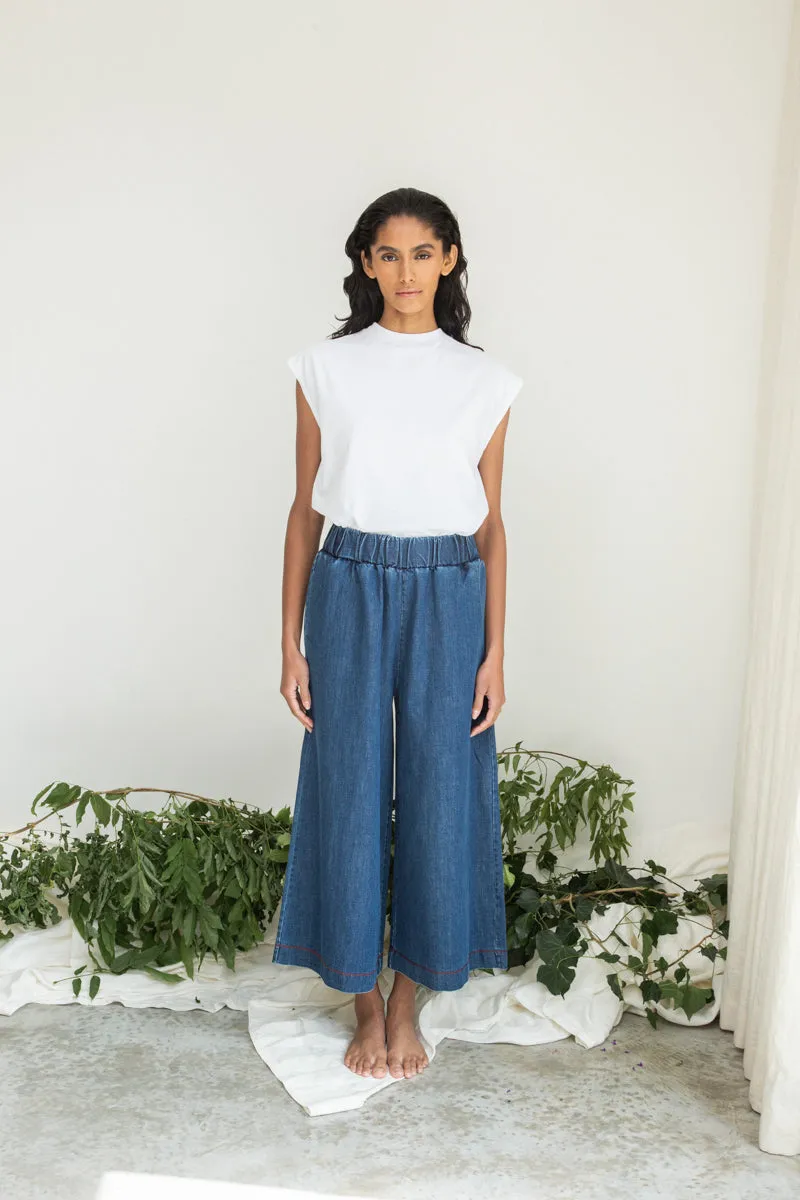 Aukai Organic Cotton Top in White