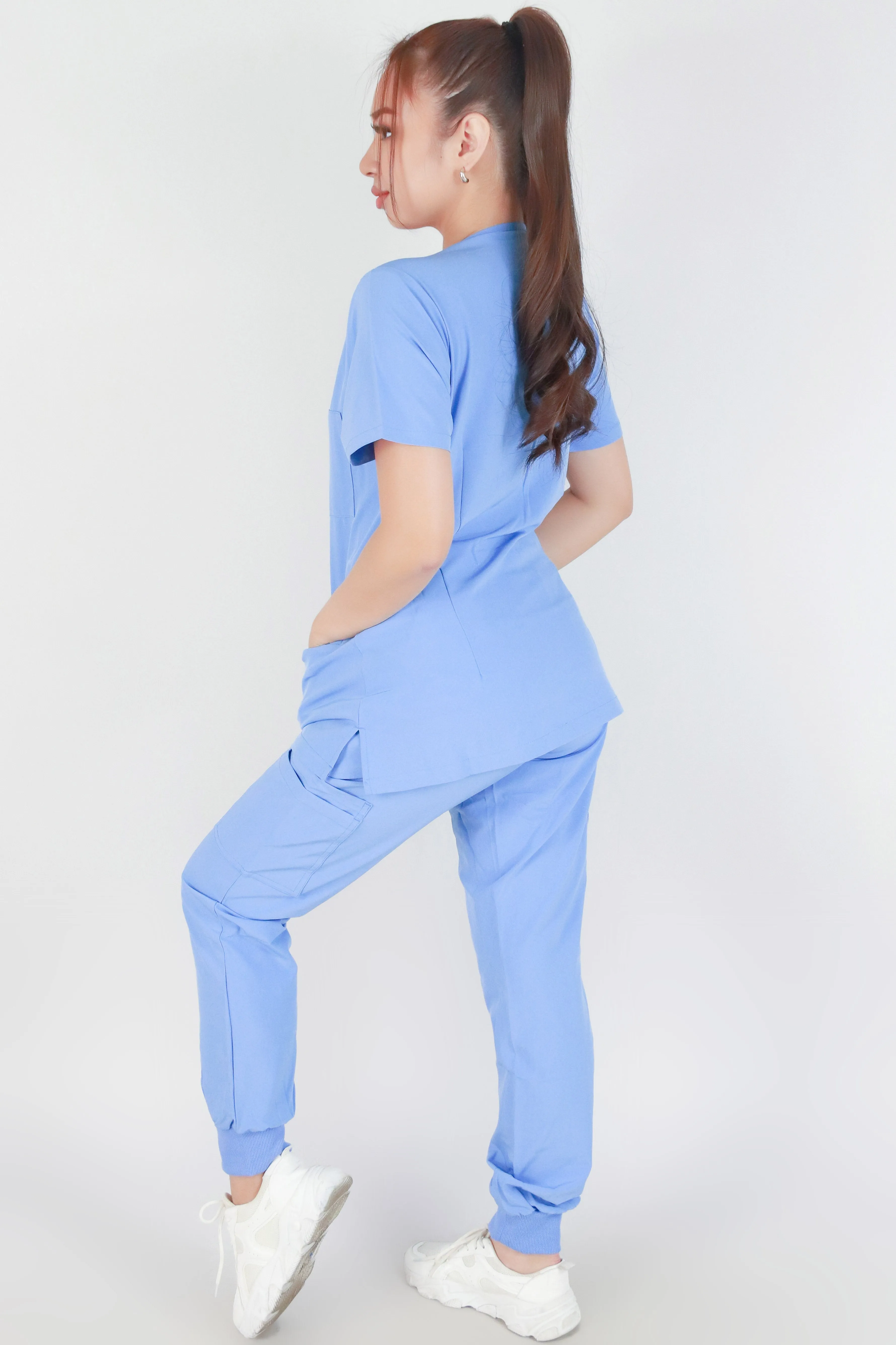 BE PATIENT WITH ME SCRUB TOP