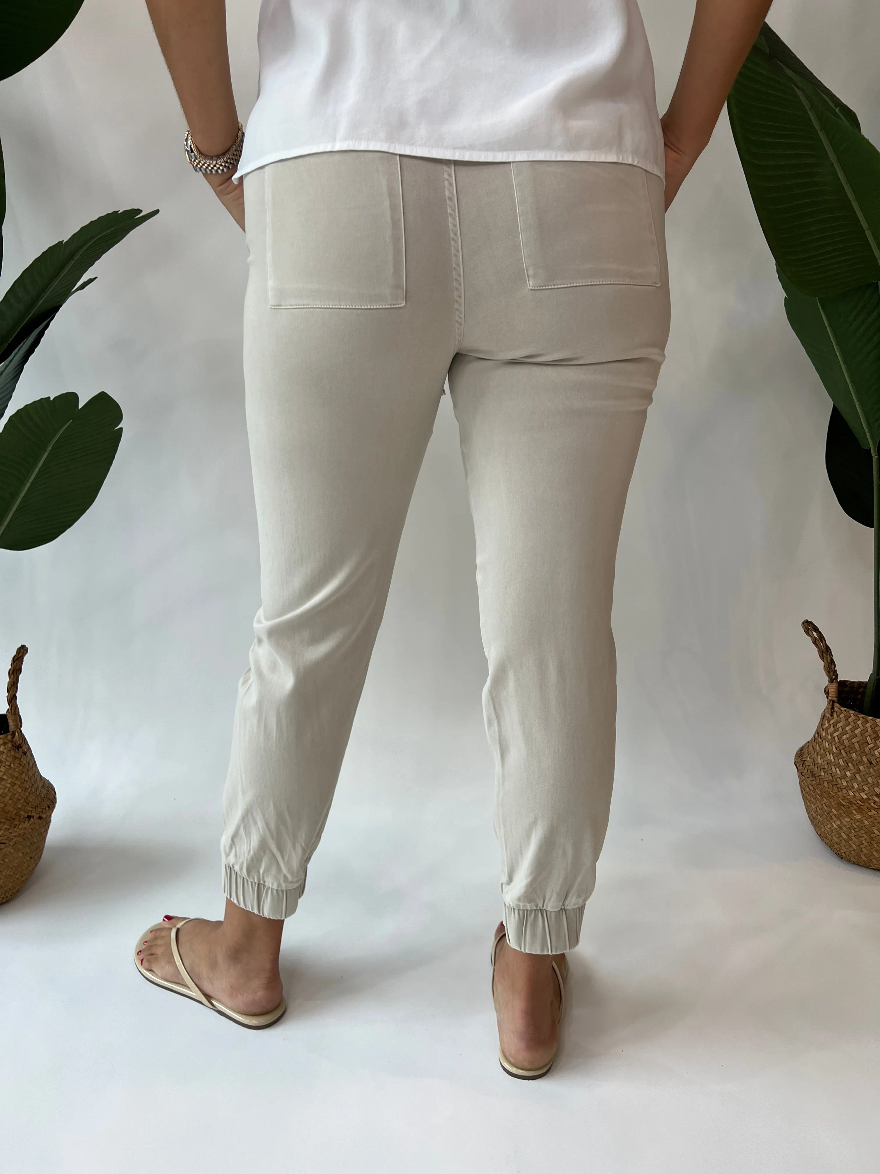 Bella Dahl Pocket Jogger Tan