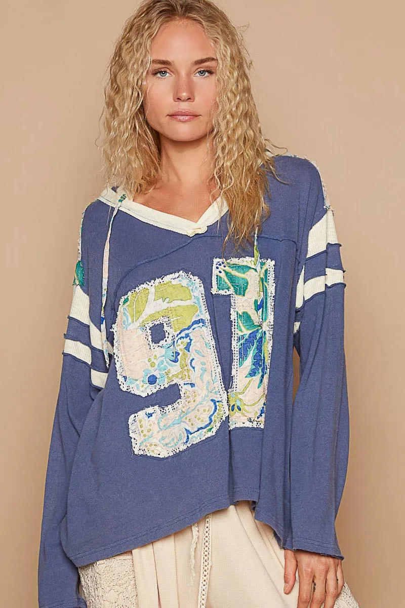 Blueberry Multi Long sleeve V-neck hooded number patch knit POL top