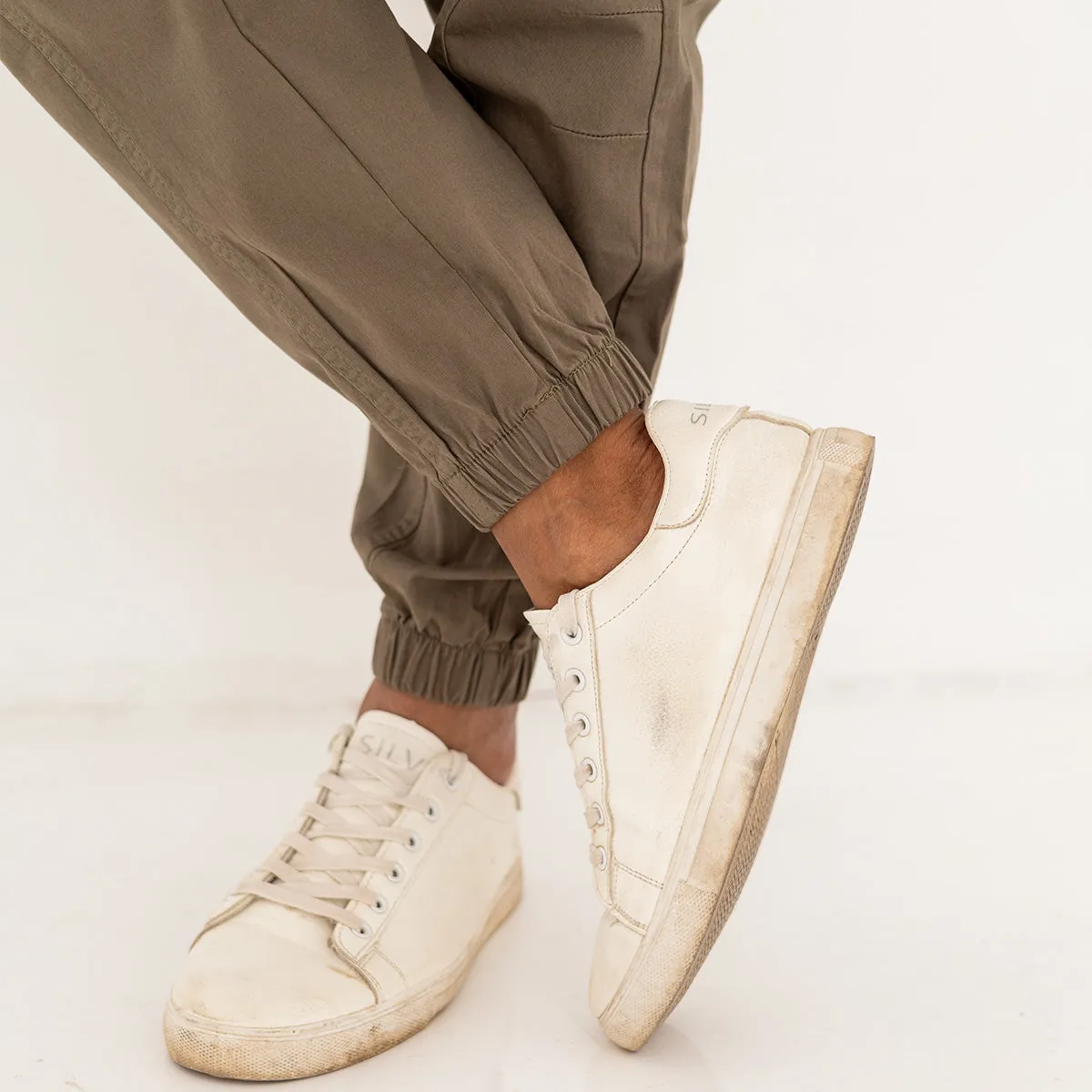 Cargo Pants . Olive