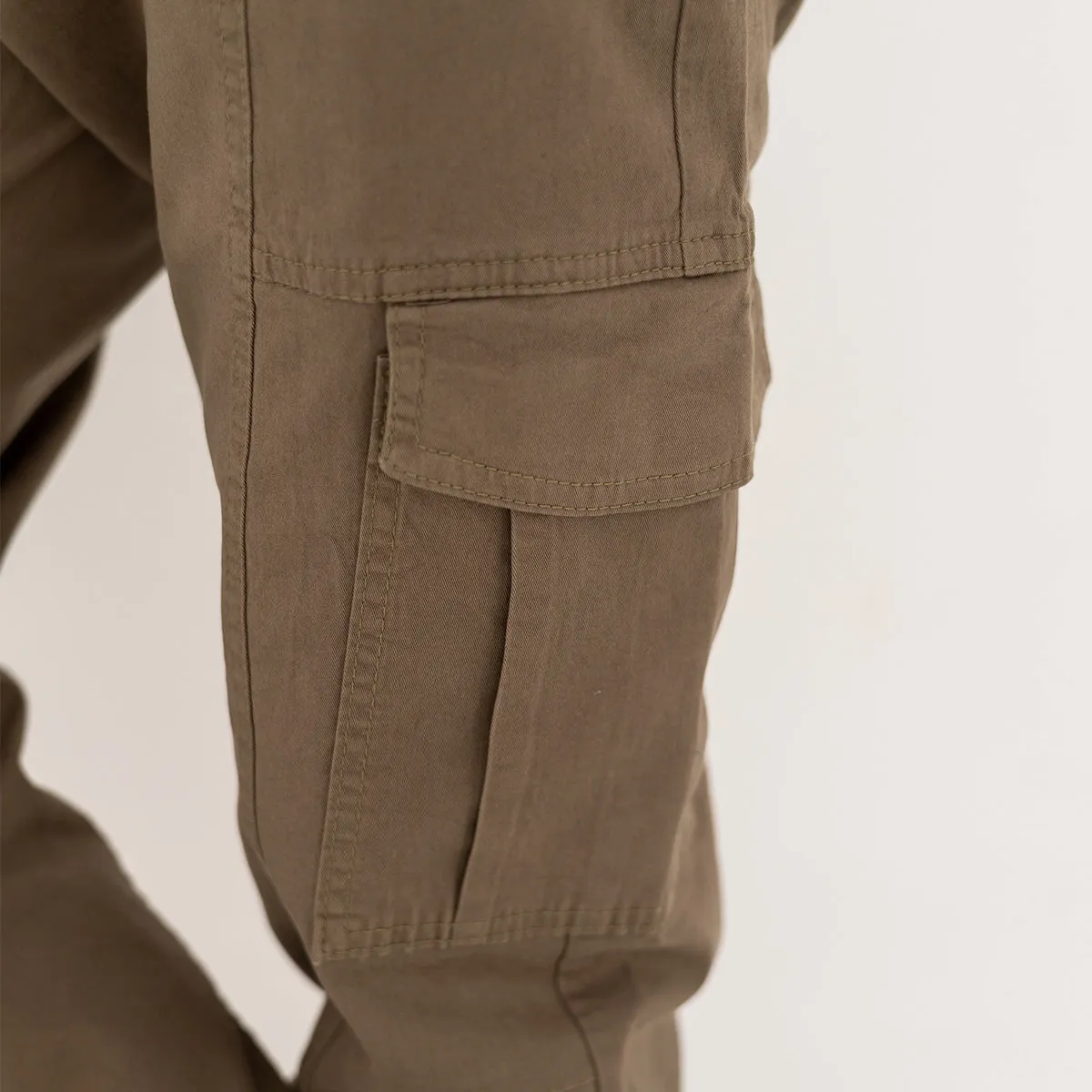 Cargo Pants . Olive