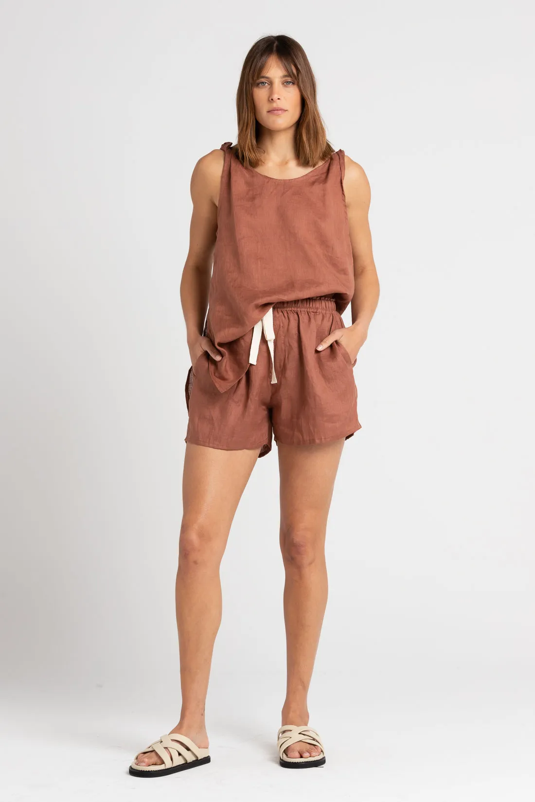 Cooper Linen Short Clay
