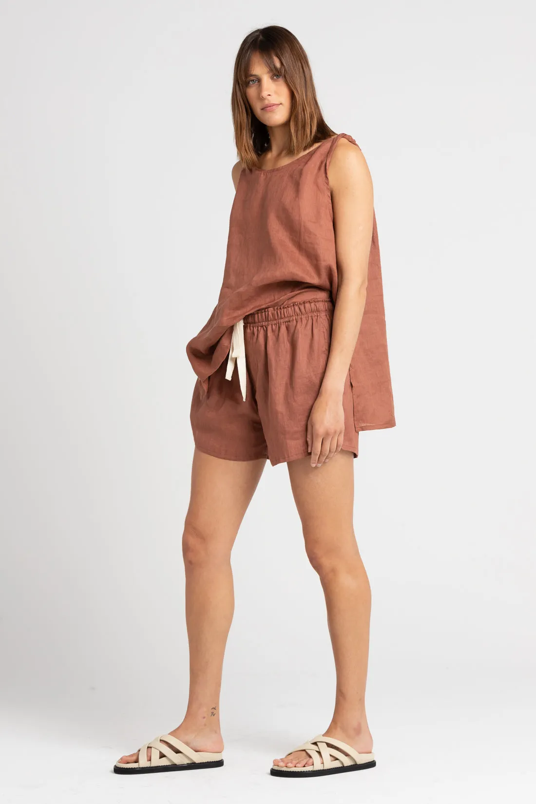 Cooper Linen Short Clay