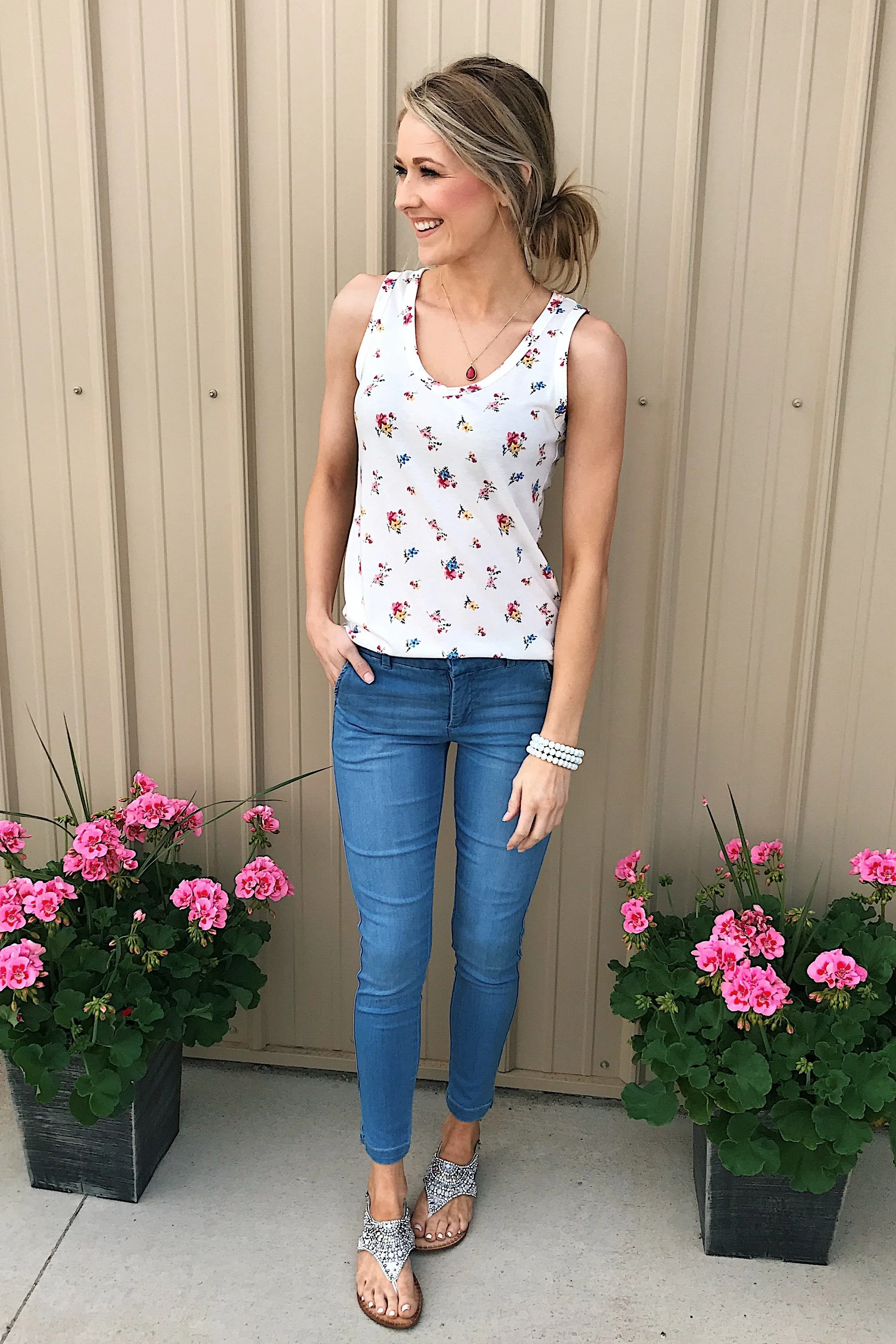 Darling Floral V-Neck Tank Top- Ivory