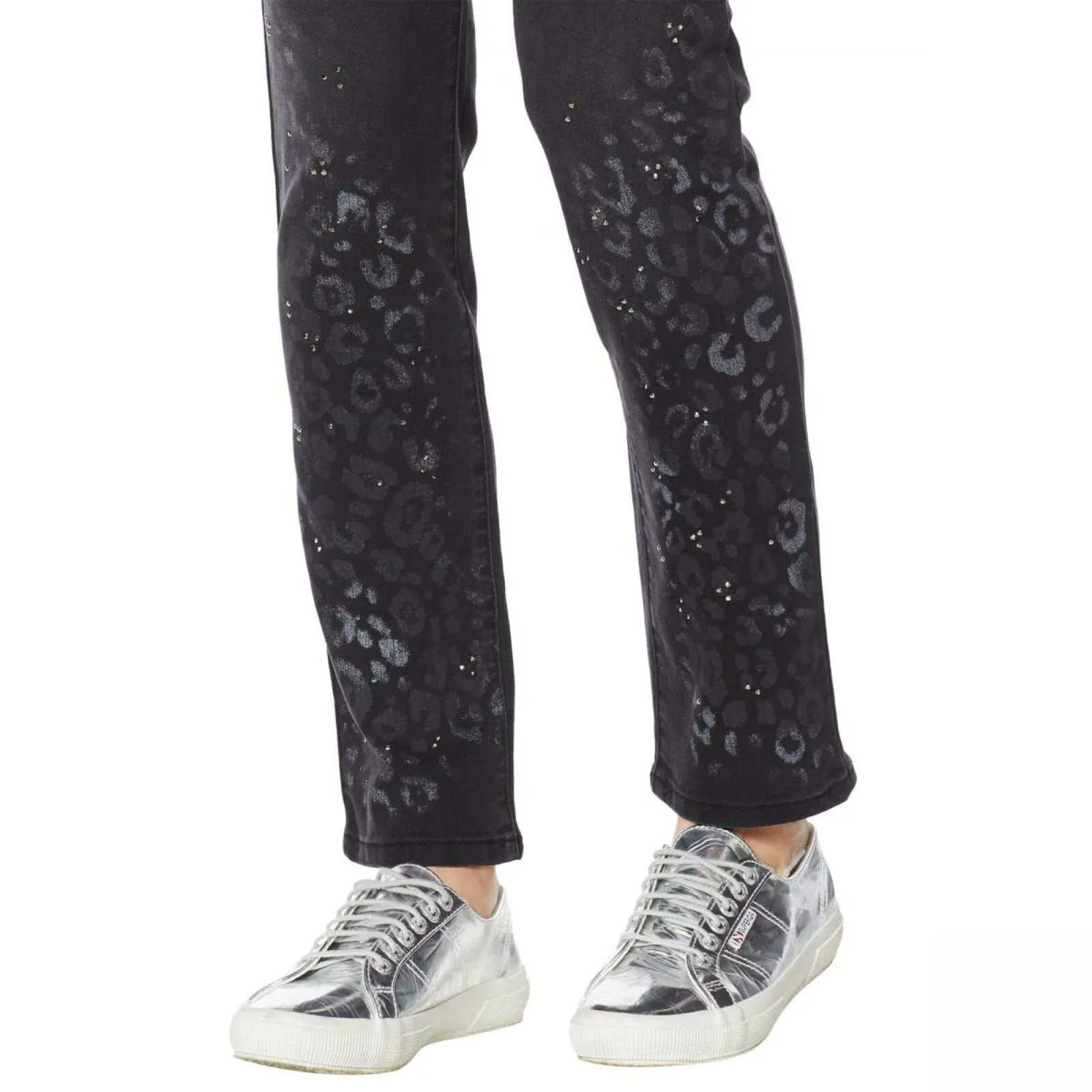 DG2 by Diane Gilman Stretch Artwork Slim Leg Jeans Black Animal Petite 24W