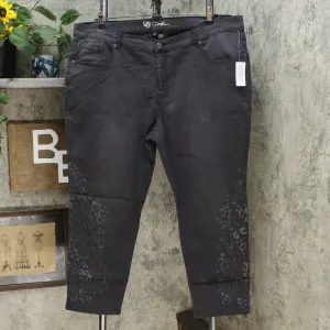 DG2 by Diane Gilman Stretch Artwork Slim Leg Jeans Black Animal Petite 24W