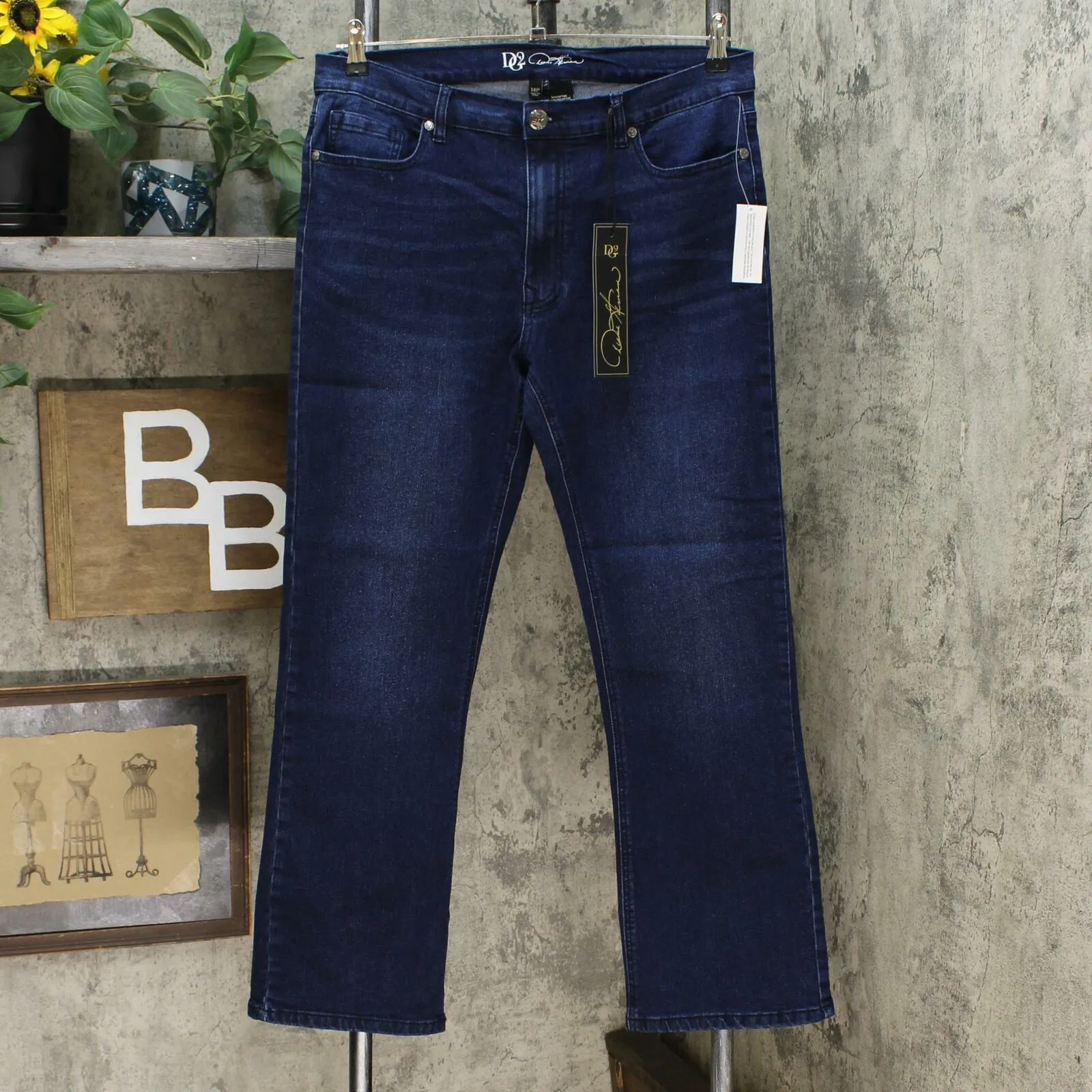 DG2 by Diane Gilman Women's Petite Classic Stretch Denim Boot Cut Jeans