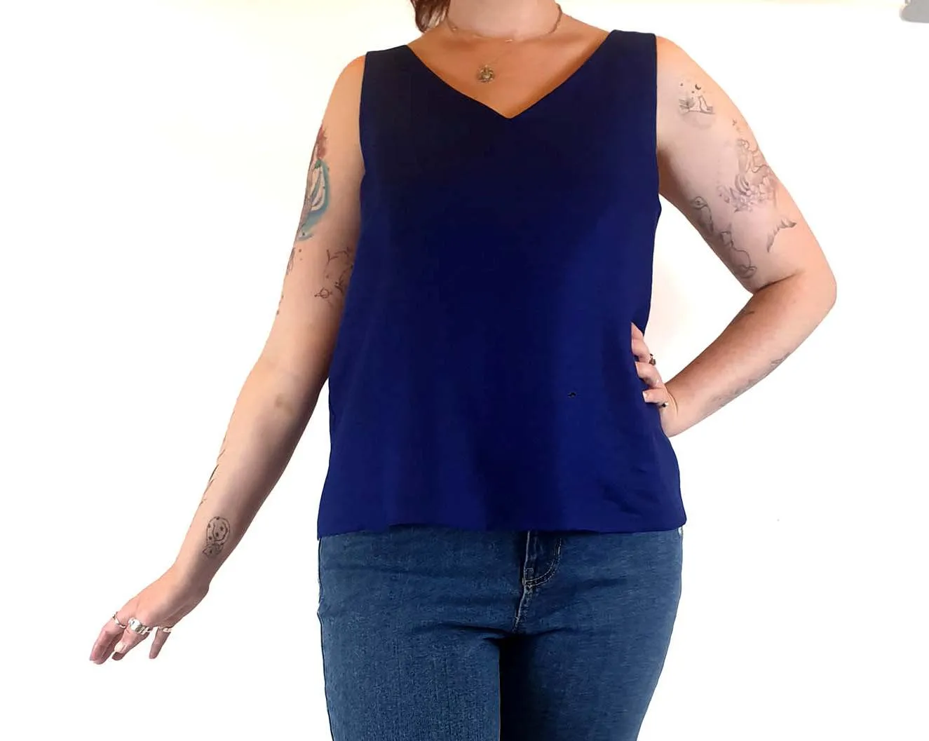 Elk bluey purple 100% linen sleeveless top size 12