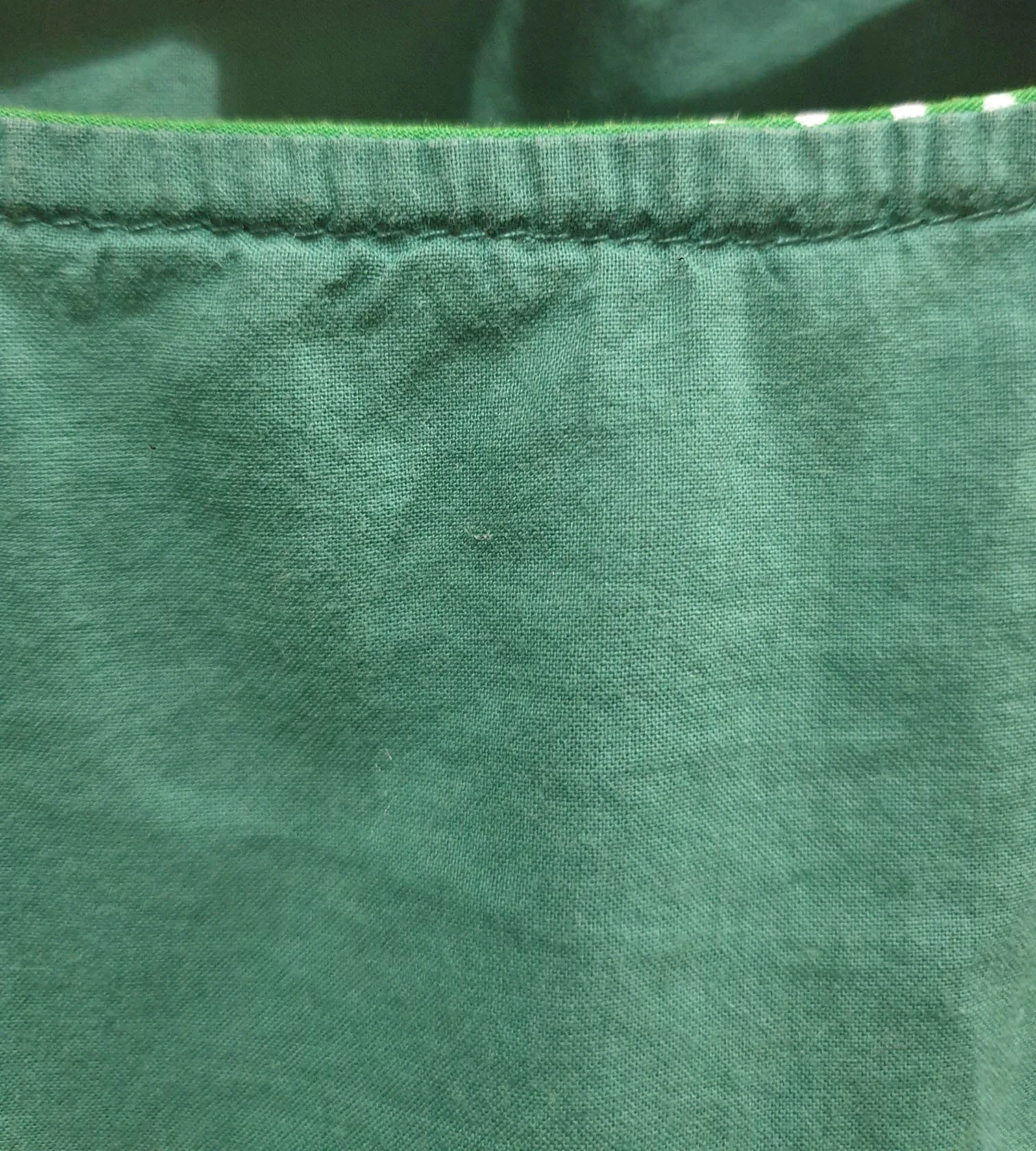 Essaye by Surface Art green cotton top size L