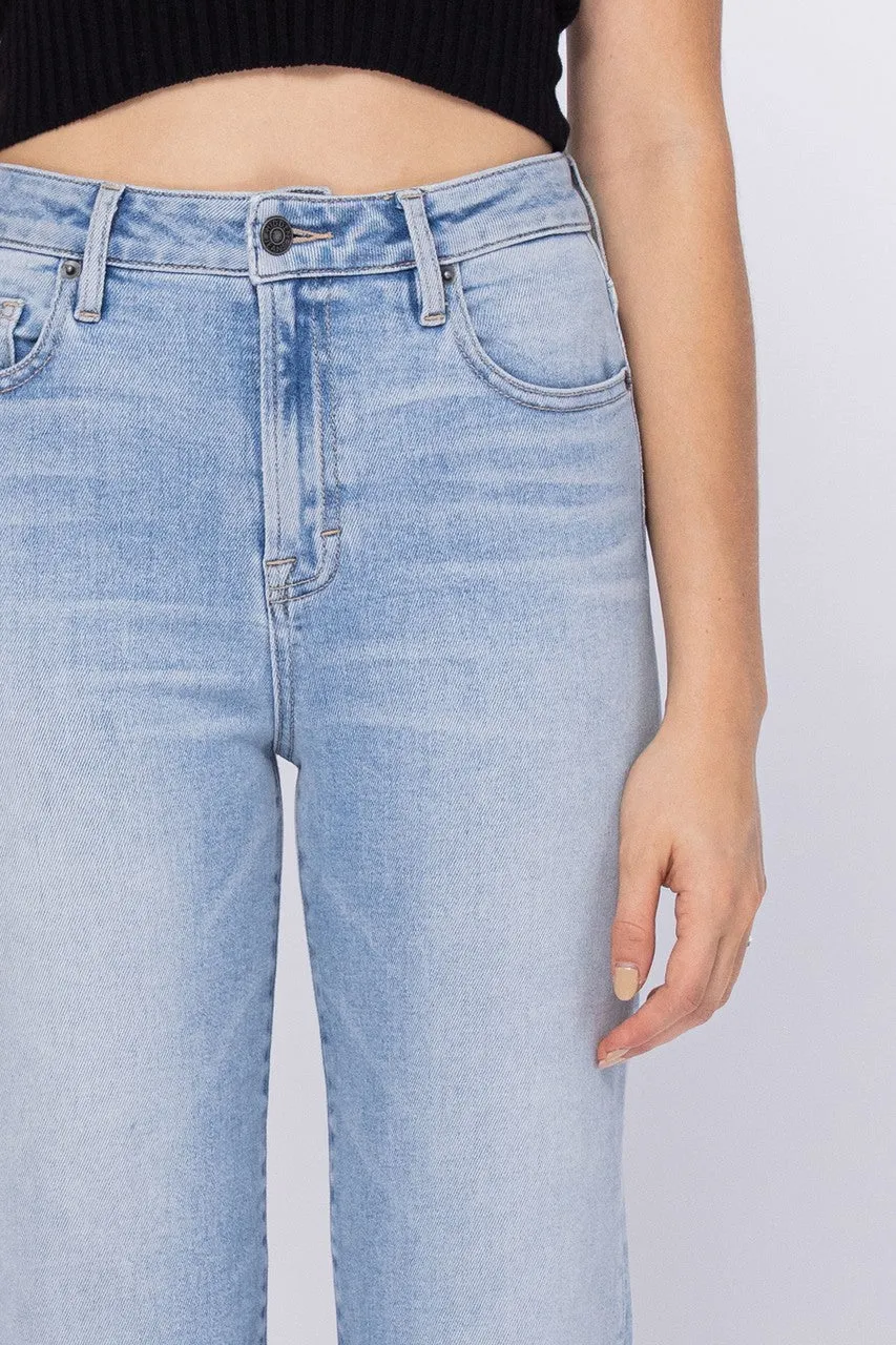 Hidden Tracey High Rise Straight Cropped Jean