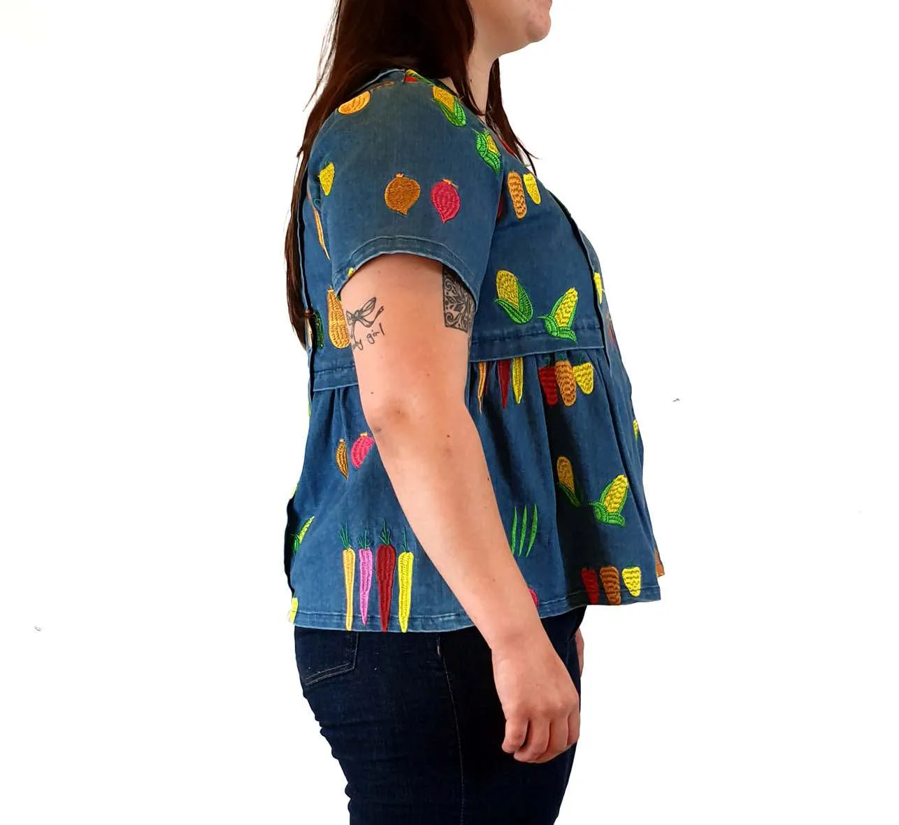 Jericho Road denim top with fabulous vegetable embroydery size 14
