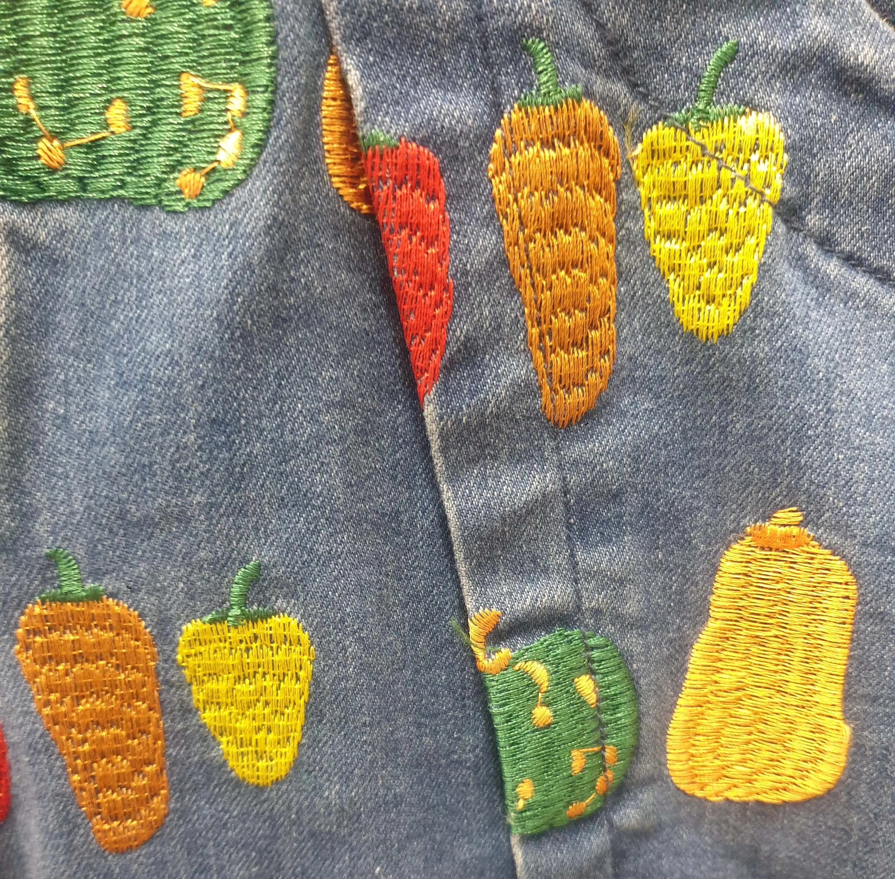 Jericho Road denim top with fabulous vegetable embroydery size 14