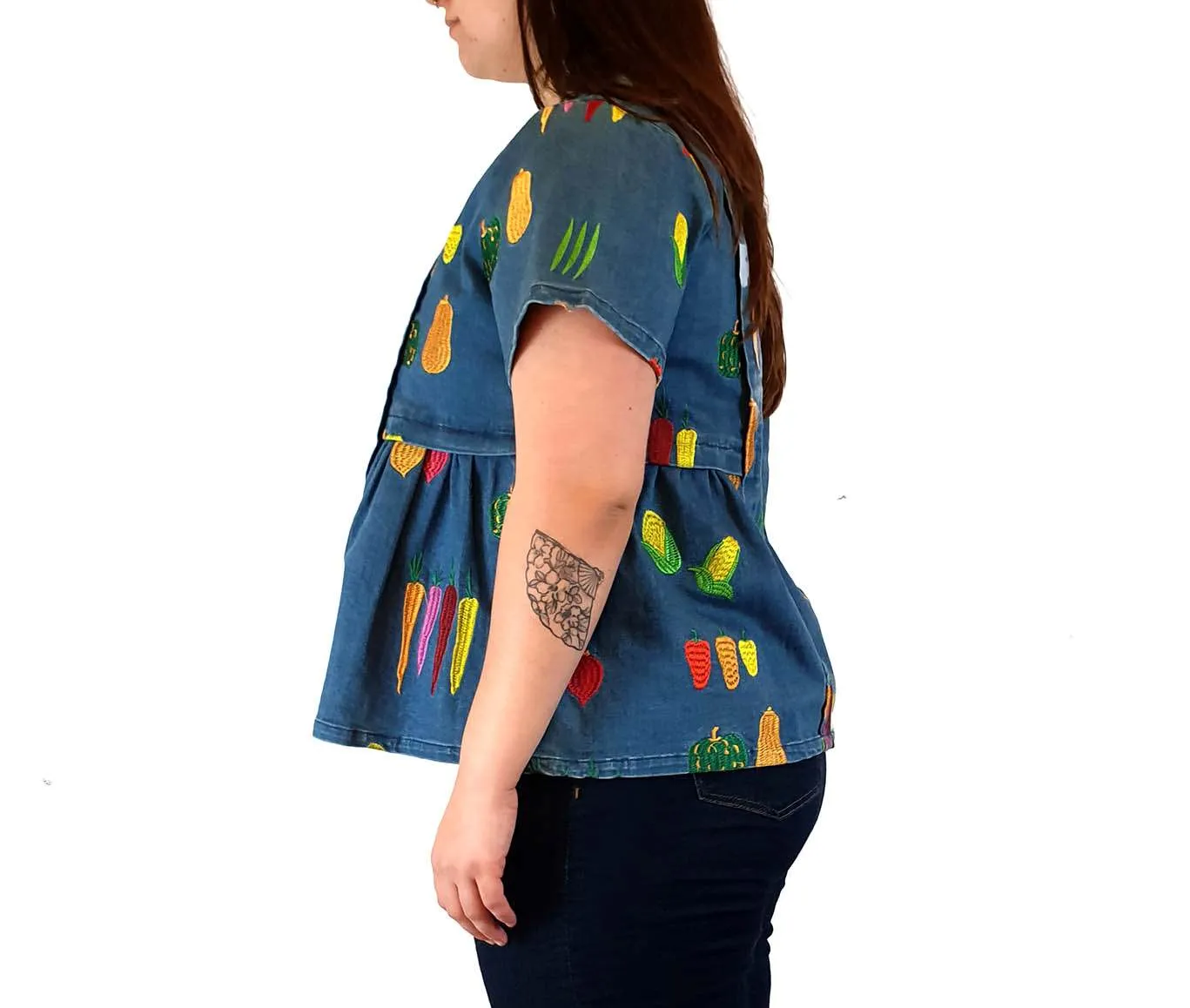 Jericho Road denim top with fabulous vegetable embroydery size 14