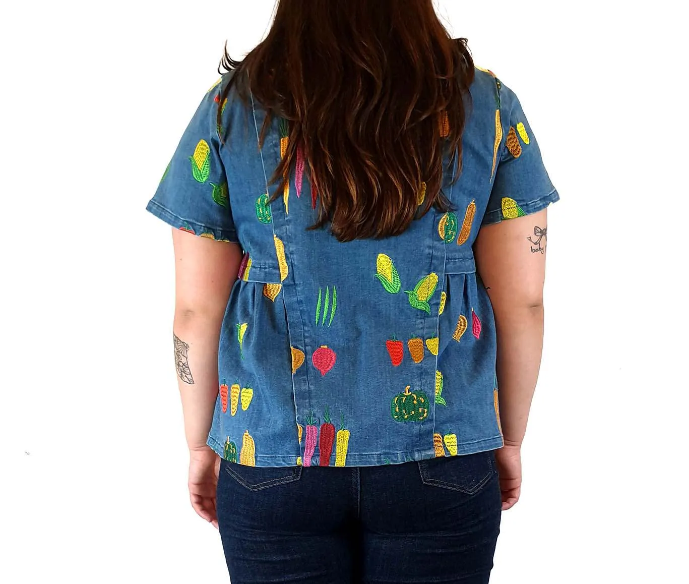 Jericho Road denim top with fabulous vegetable embroydery size 14