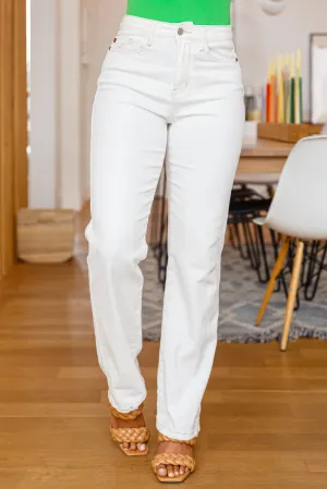 JUDY BLUE Diana Straight Leg Jeans In White