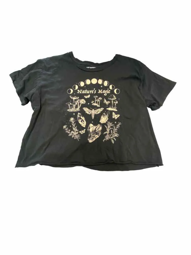 Junior Girls  Size large Hot Topic Black Tops