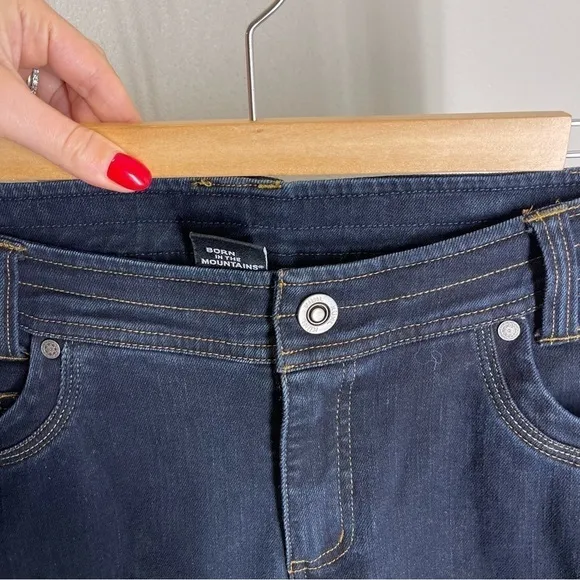 KUHL Danzr Legendary Jeans Straight Leg Deep Indigo Wash Size 10 Short Women’s
