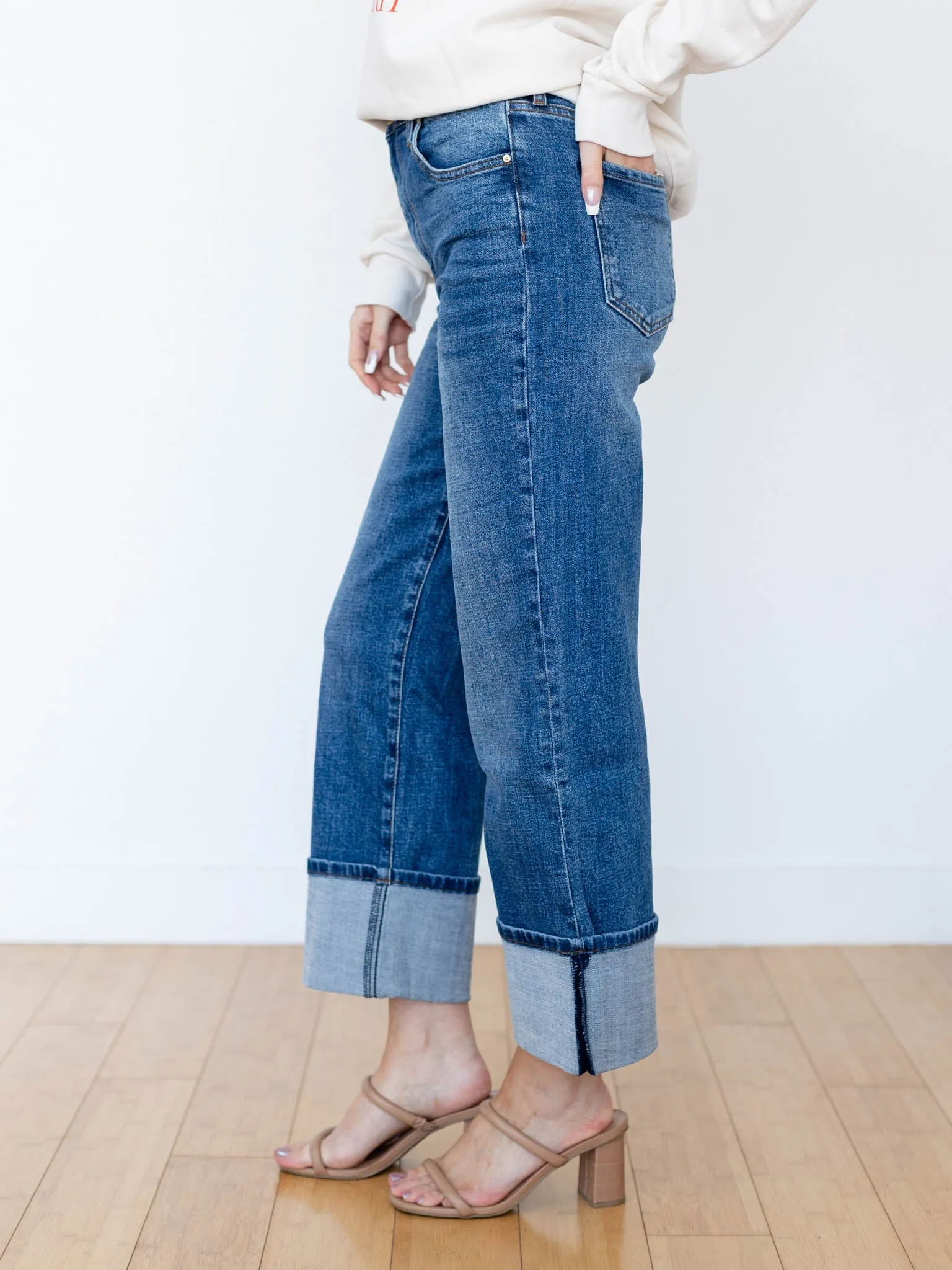 KUT Alert Sienna High Rise Wide Leg Cuffed