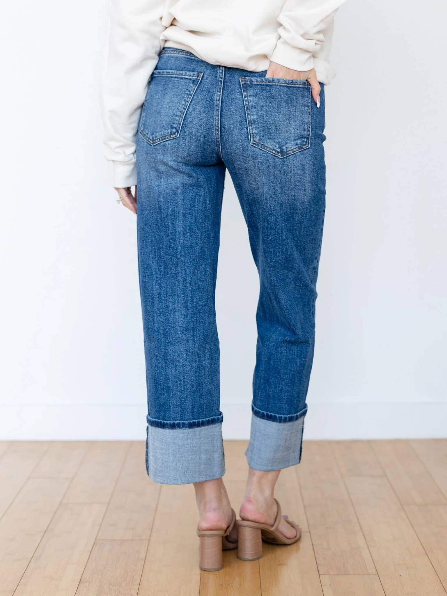 KUT Alert Sienna High Rise Wide Leg Cuffed