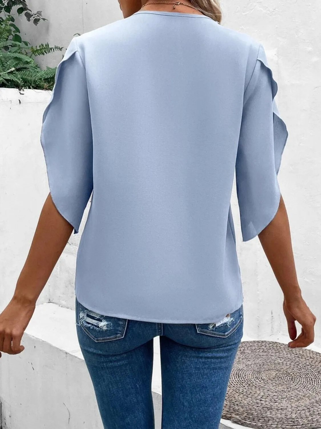 Lacey V-Neck Half Sleeve Top