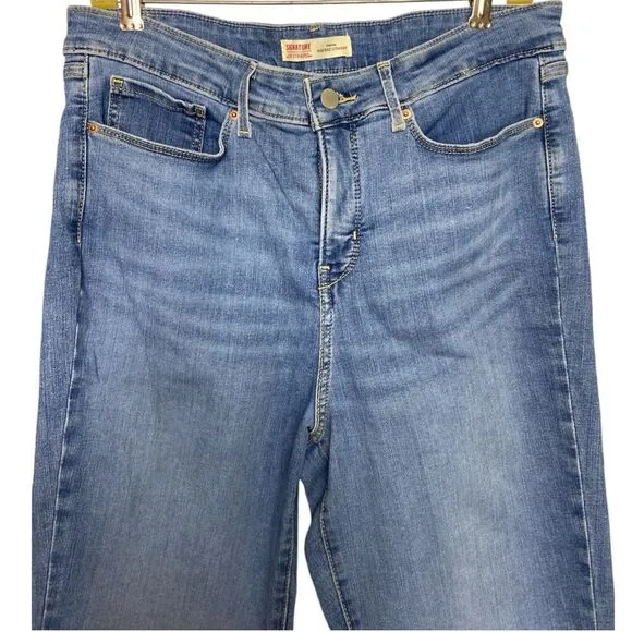 Levi's high rise straight leg jeans size 31