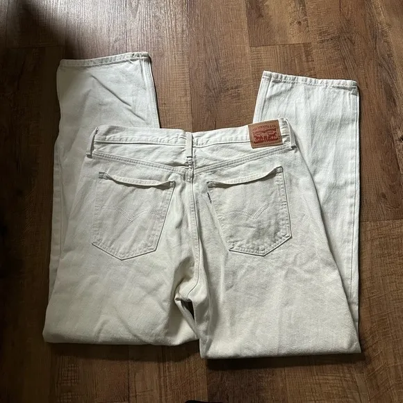 LEVI’S Low Pro Straight Leg Jeans White