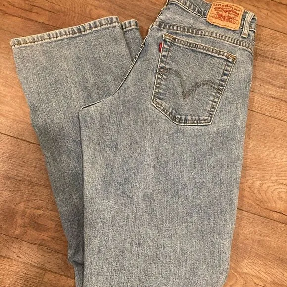 Levi's 550 Relaxed Bootcut Jeans size 12 Medium