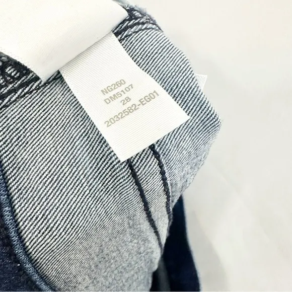 Madewell Mid Rise Stovepipe Slim Straight Leg Jeans in Dahil Wash