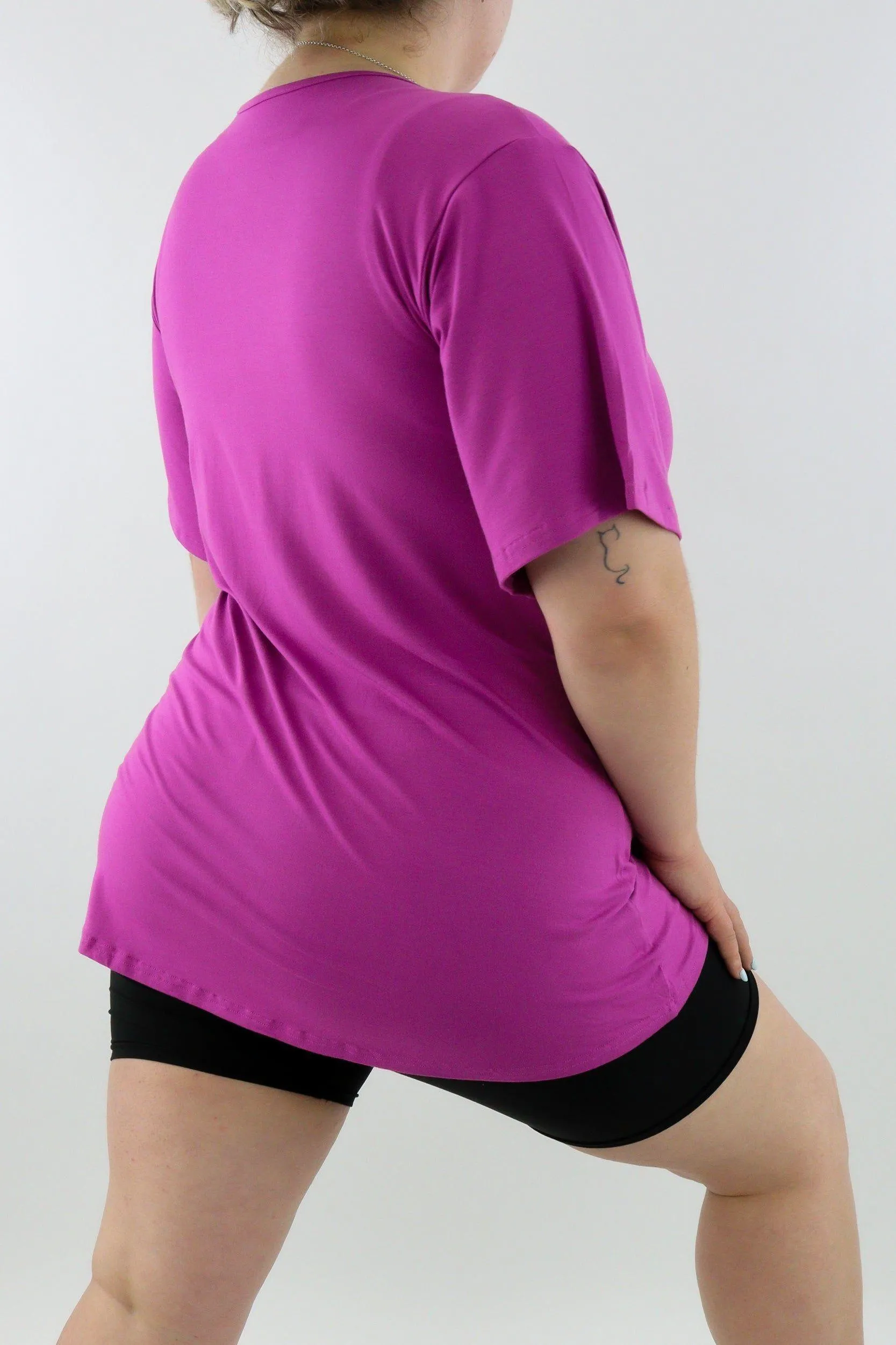 Magenta - T-shirt - V-neck - Long - Wide Sleeve
