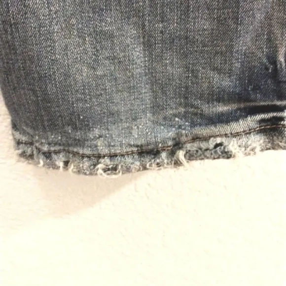 Marlow Original Jeans Straight Leg Distressed Frayed AMAZING DETAILS Blue Jeans