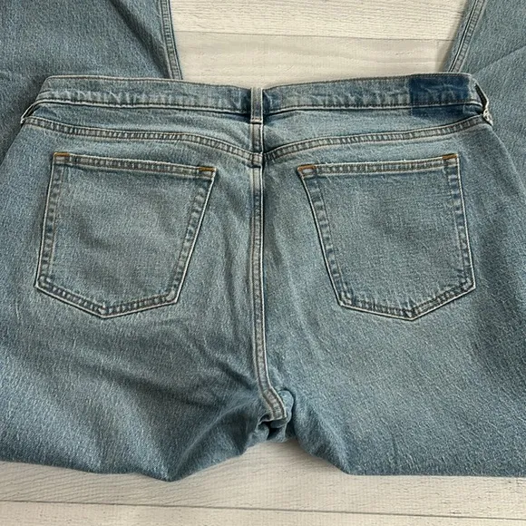 NWOT Abercrombie &amp; Fitch The Baggy Low Rise Curve Love Jeans Size 33/16R