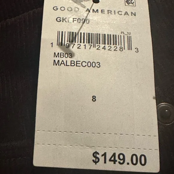 NWT Good American Good Legs Low Flare Jeans in Malbec003