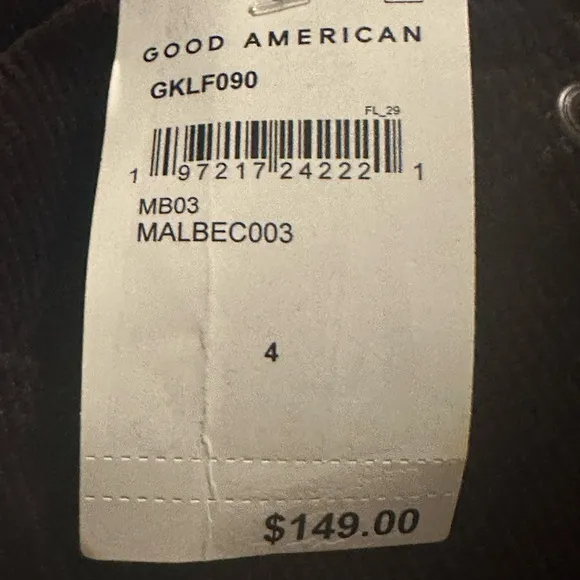 NWT Good American Good Legs Low Flare Jeans in Malbec003