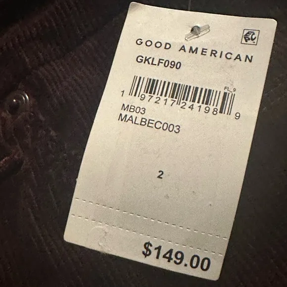 NWT Good American Good Legs Low Flare Jeans in Malbec003