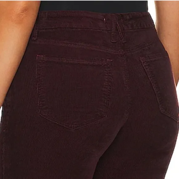 NWT Good American Good Legs Low Flare Jeans in Malbec003