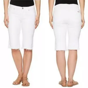 NWT Hudson Amelia Cut Off Knee Short Optic White