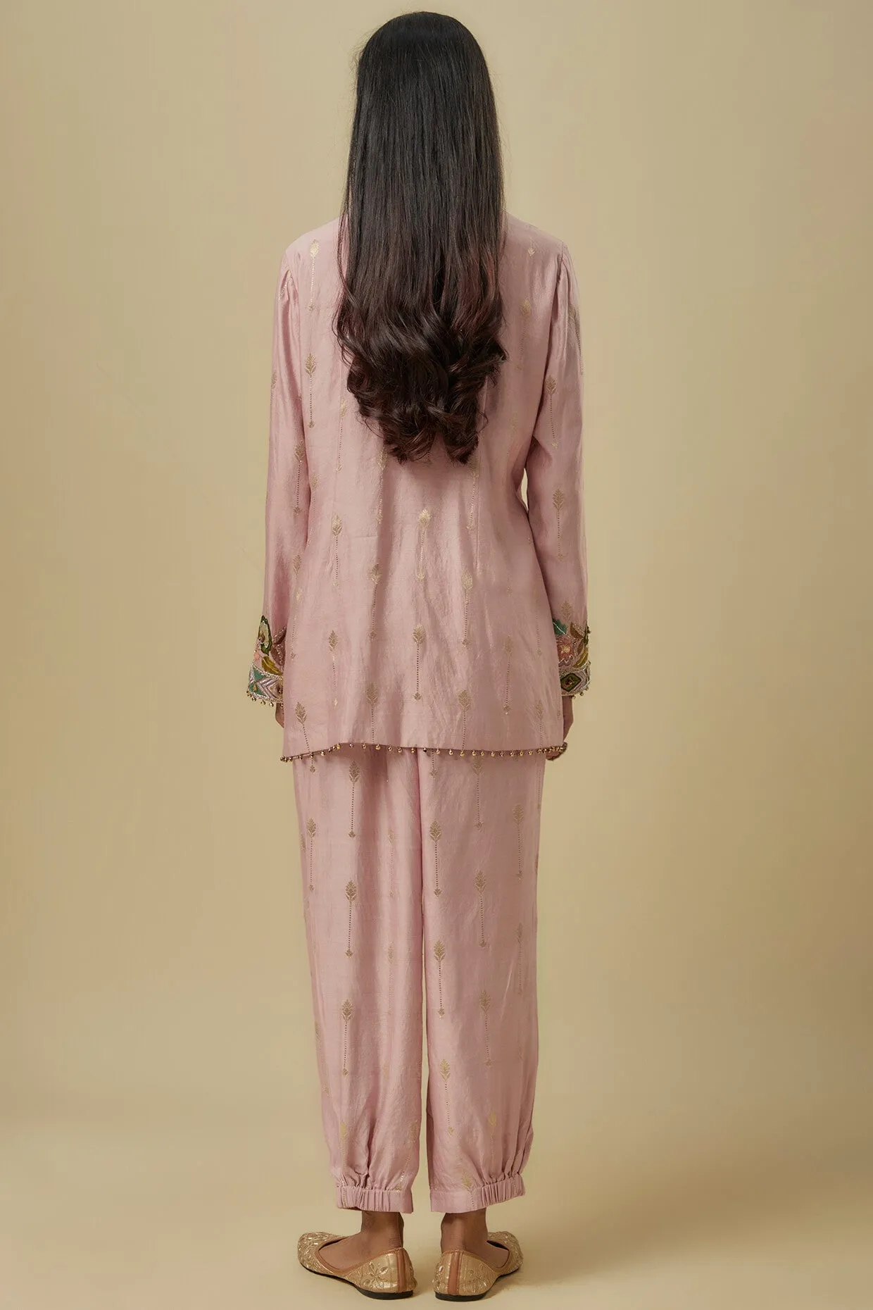 Onion pink brocade butti embroidered kurta set