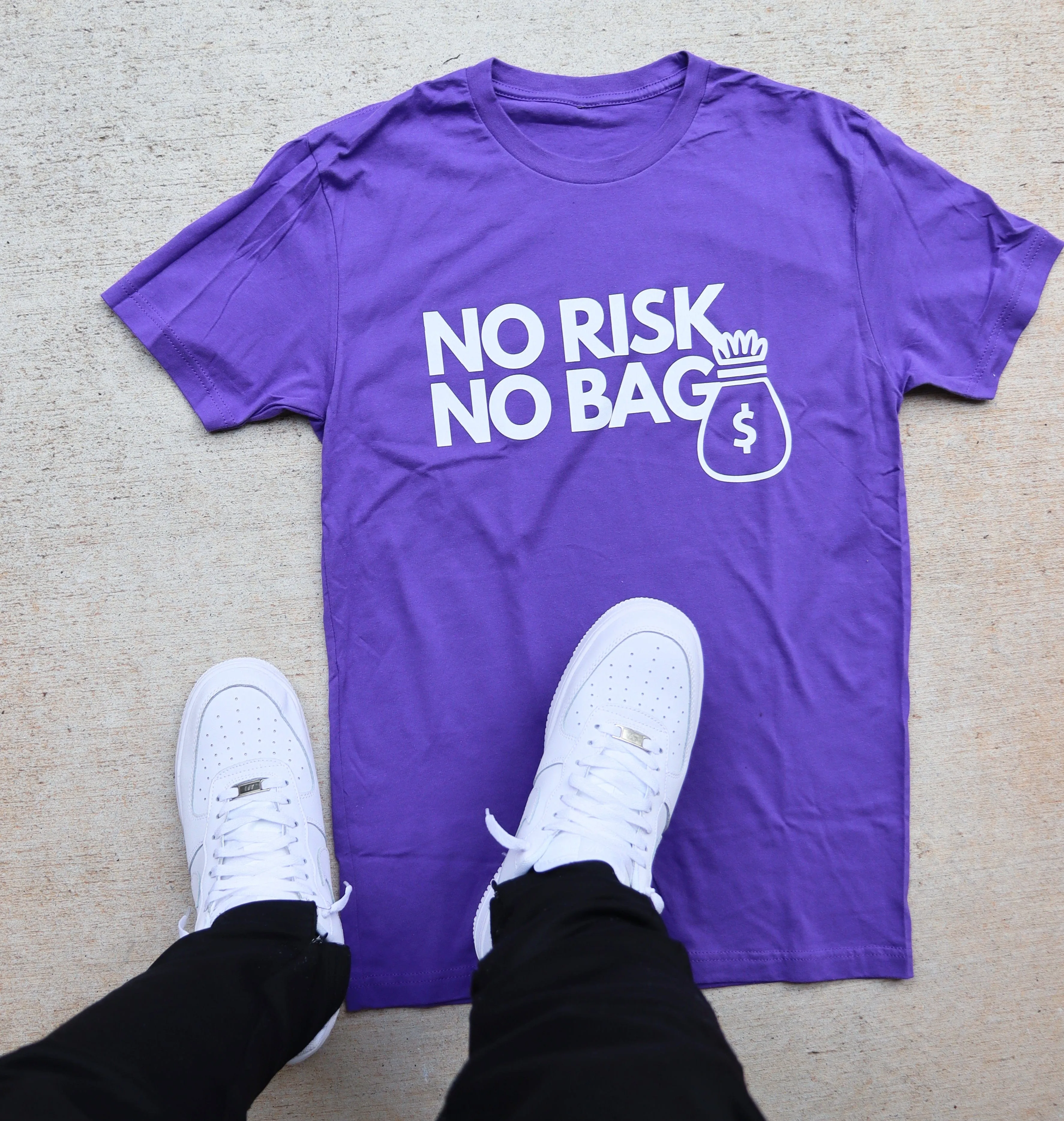 RISKY REWARDS “NO RISK NO BAG” COTTON PURPLE TEE
