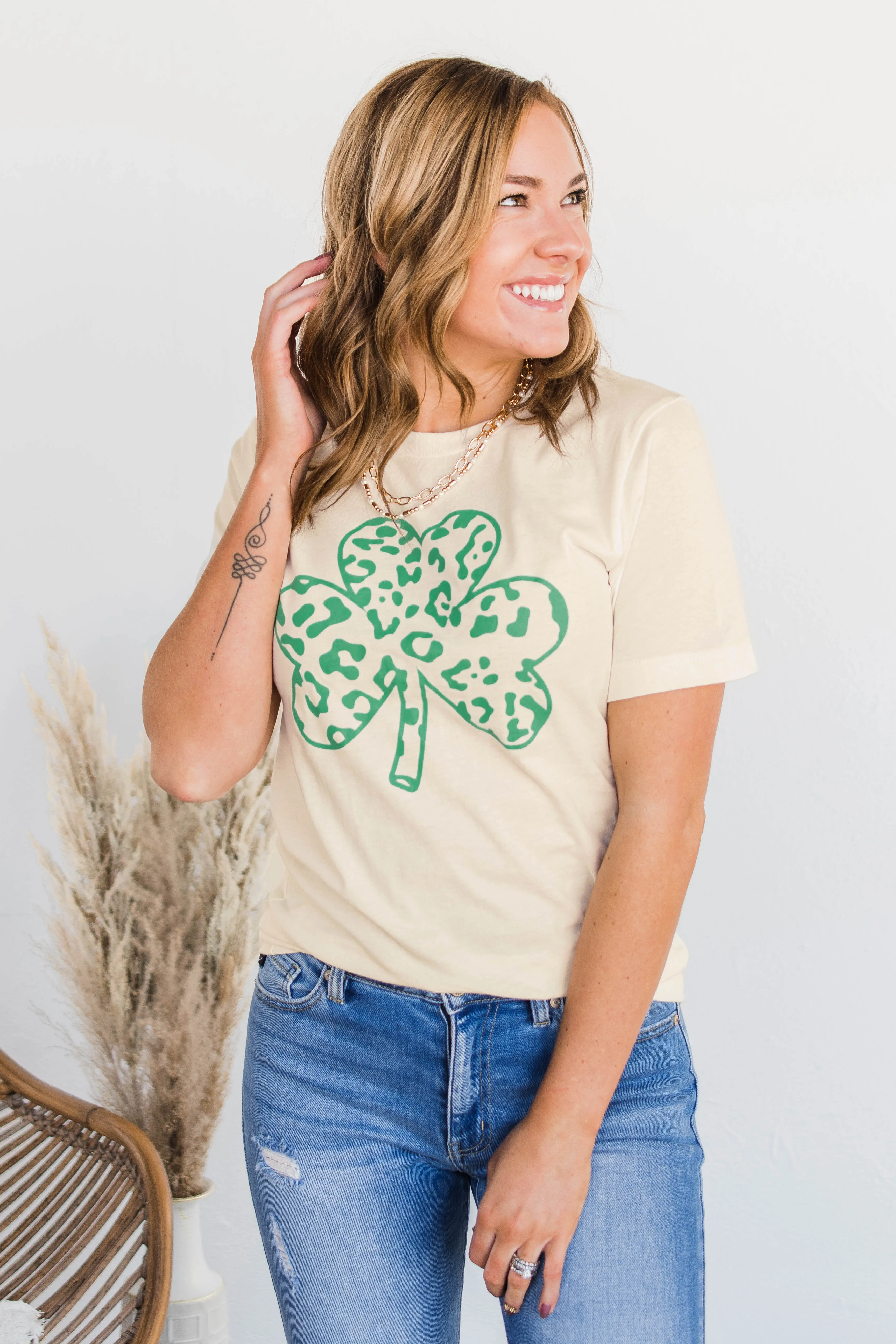 Say A Wish Leopard Shamrock Tee- Cream