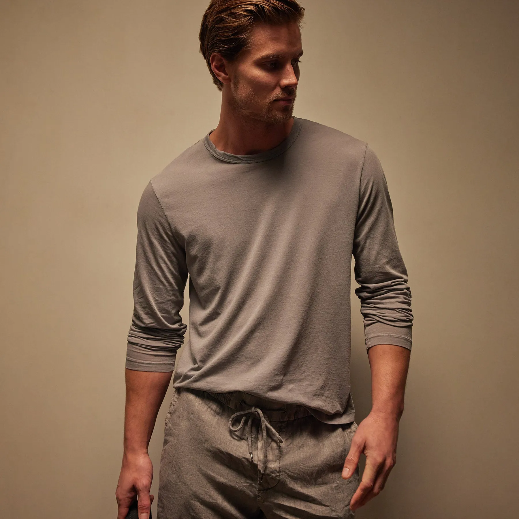 Shirttail Hem Crew - Silver Grey Pigment