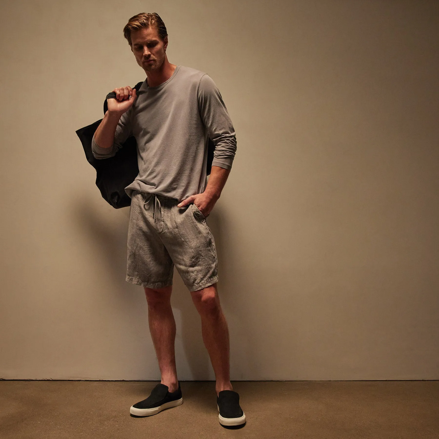 Shirttail Hem Crew - Silver Grey Pigment
