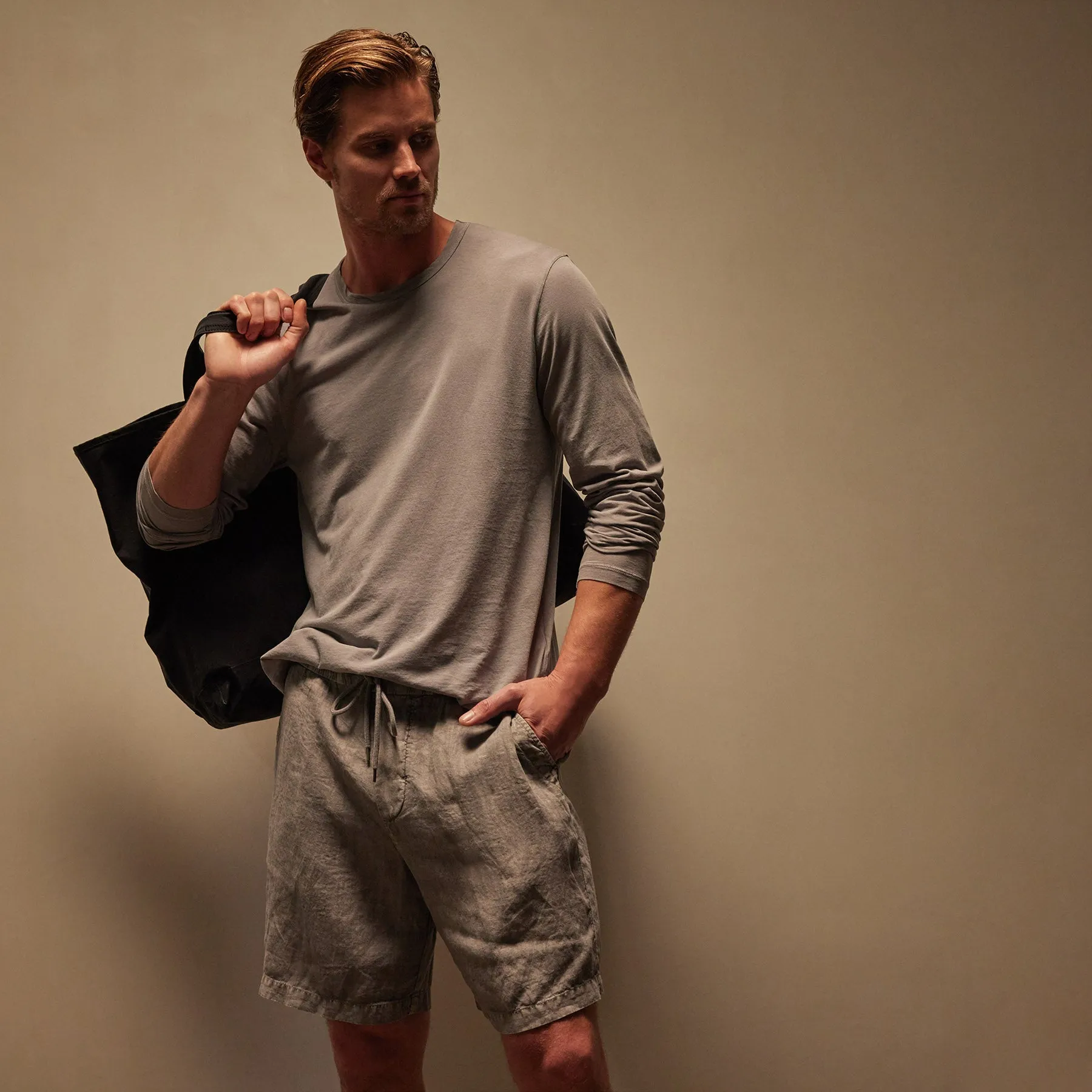 Shirttail Hem Crew - Silver Grey Pigment