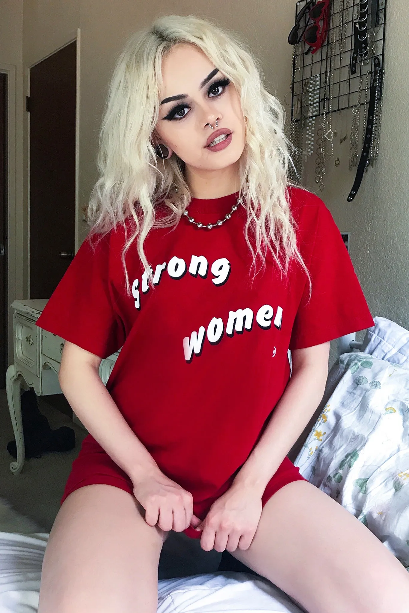 Strong Women Tee