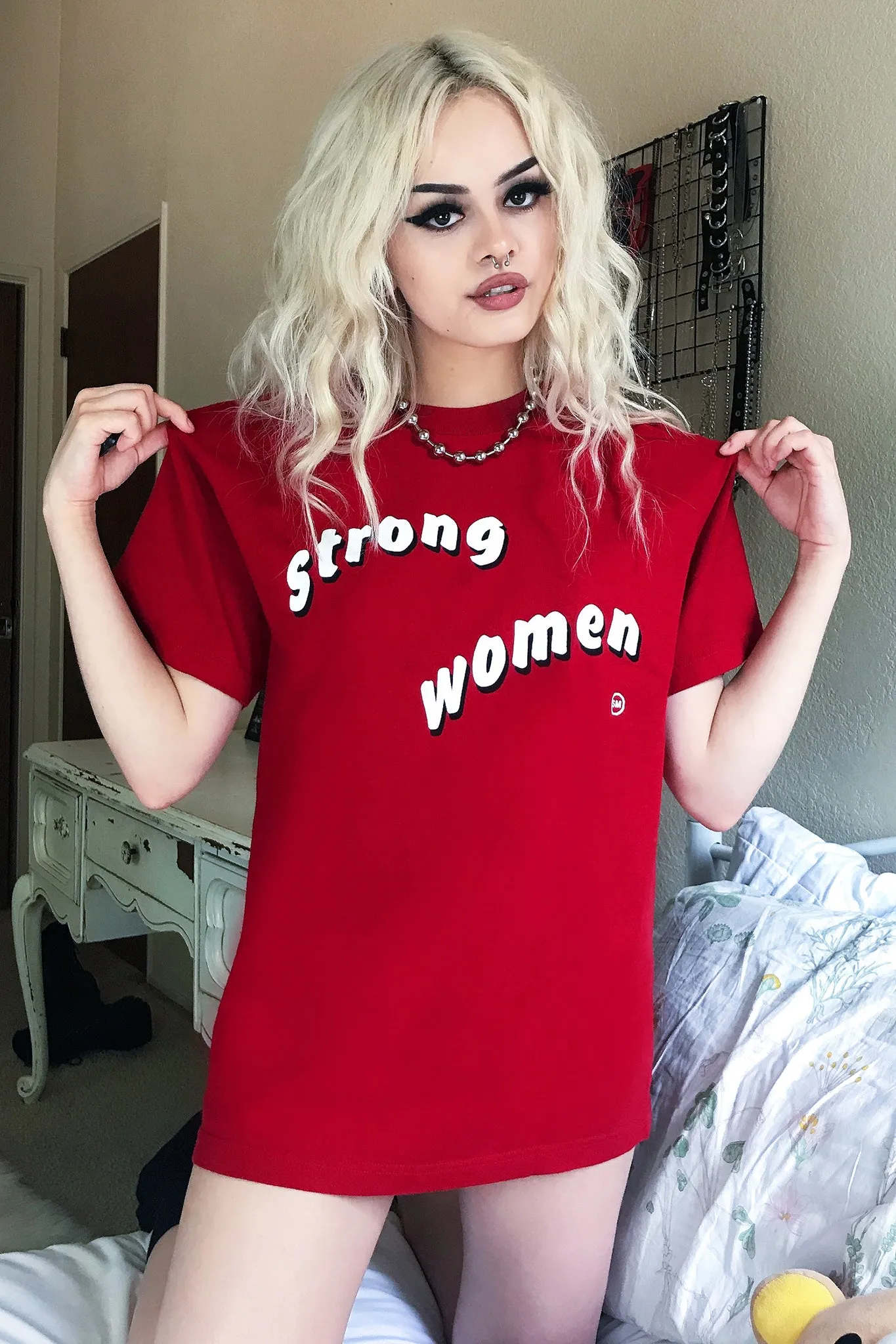 Strong Women Tee