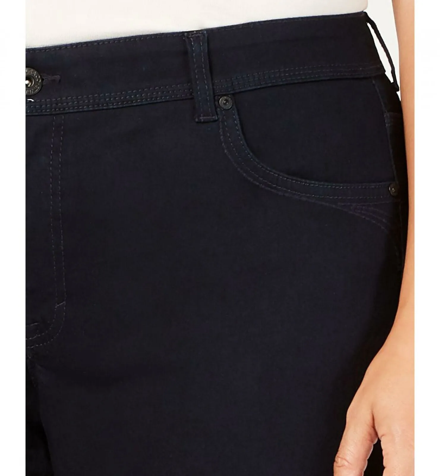 Style & Co Plus Size Tummy Control Straight-Leg Jeans Rinse 24W