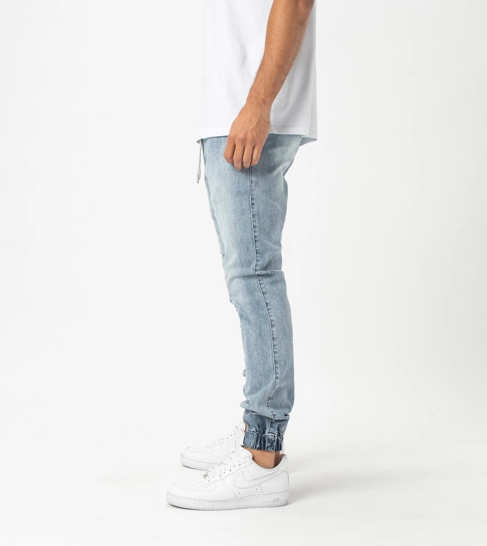 Sureshot Denim Jogger Mid Blue
